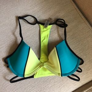 VS PINK bikini top